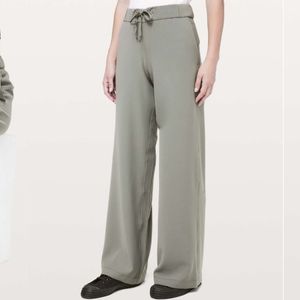 Lululemon On The Fly Pant Wide Leg